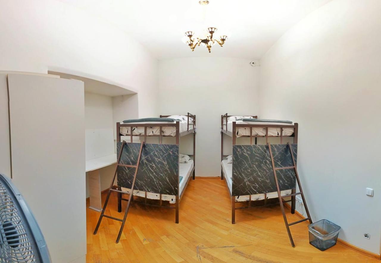Olympic Hostel 예레반 외부 사진